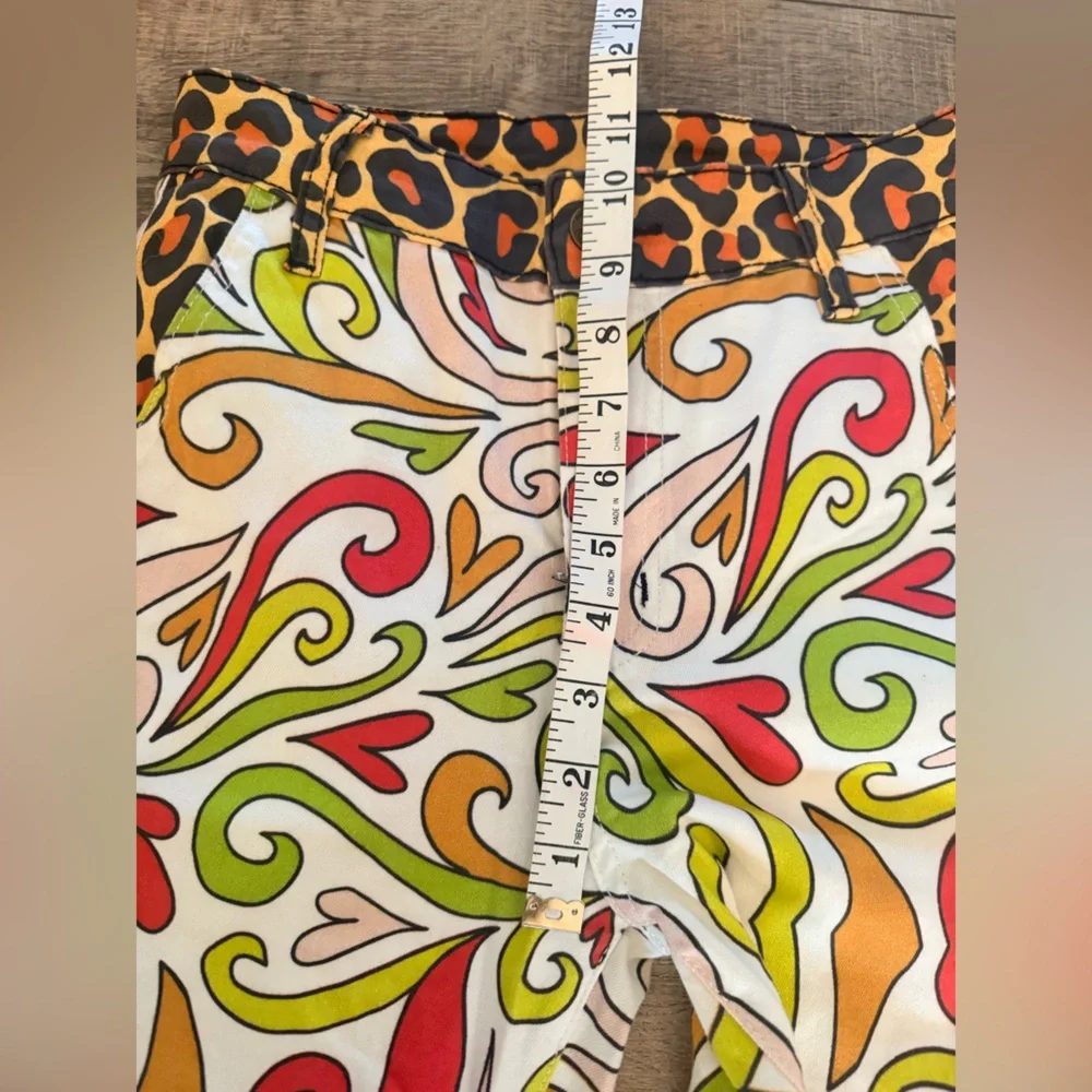 Lainey Wilson Bell Bottom Country Pants Size 25 Heart Like a Truck - Picture 4 of 9